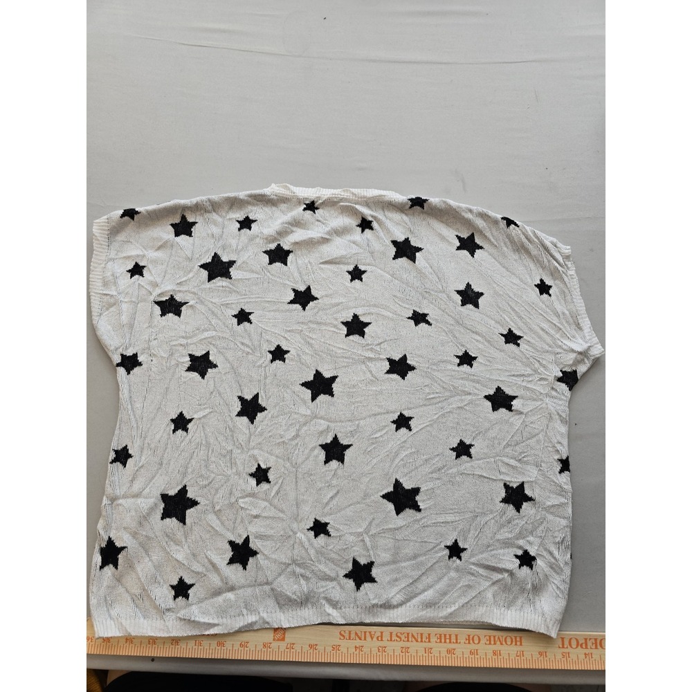 OVLA White Black Star Print Knit Sweater Vest Oversized Red Star Detail Medium